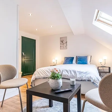Lovely & Comfortable At Heart Of Apartmán *